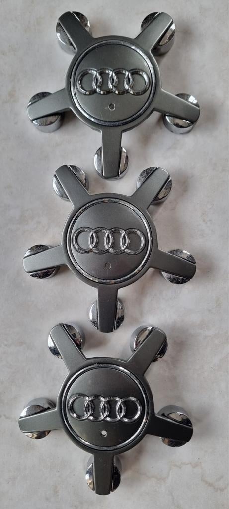 3 enjoliveurs centraux pour jantes alu Audi TT, Enlèvement, Comme neuf