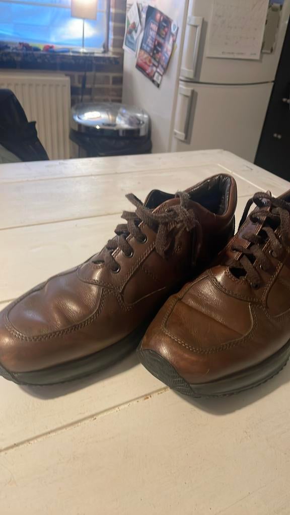 Hogan mt 44, Ophalen of Verzenden, Zo goed als nieuw
