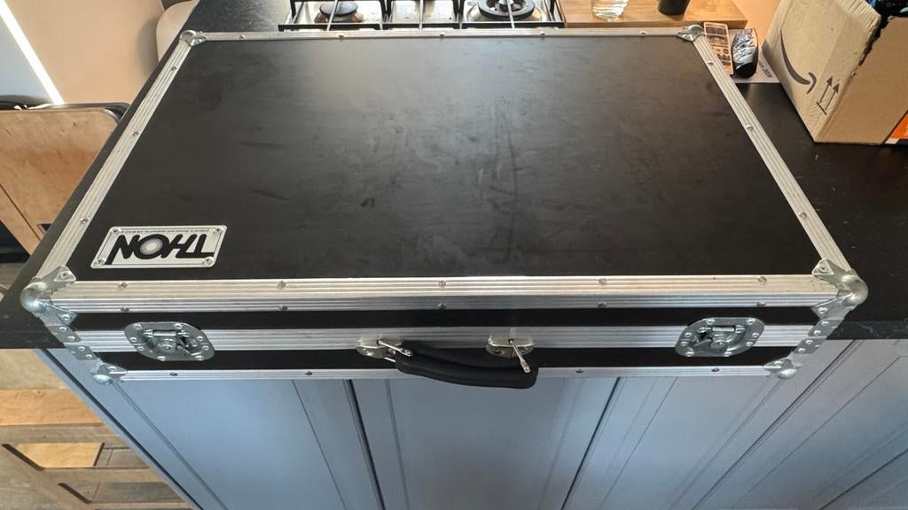 Flightcase Denon SC Live 4, Musique & Instruments, Boîtiers & Valises, Utilisé, Enlèvement