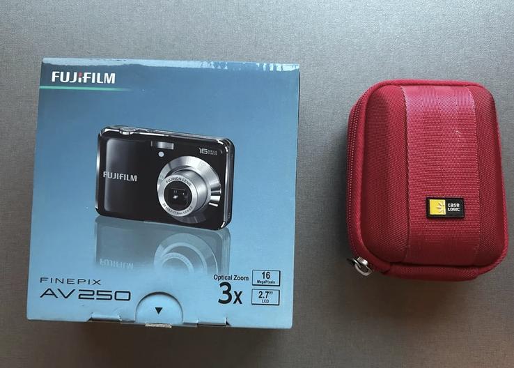 Fujifilm FinePix AV250 Digital Camera + Case & Accessories, Compact, Ophalen of Verzenden, Zo goed als nieuw, 16 Megapixel