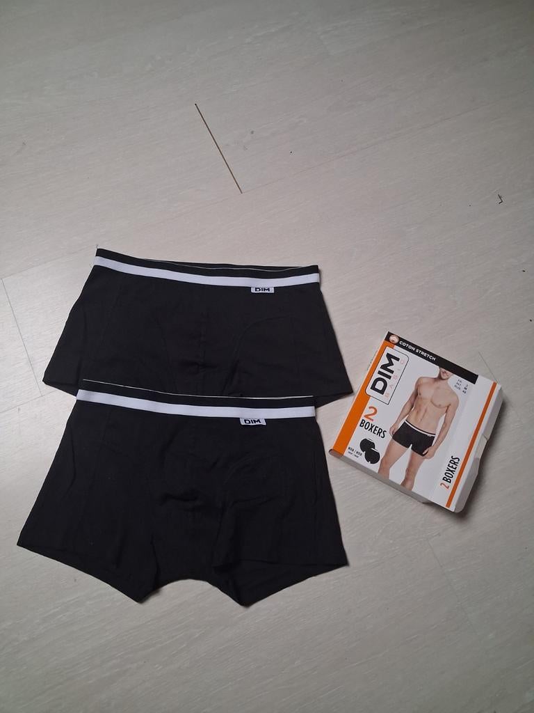 2x boxer dim, Enlèvement, Boxer
