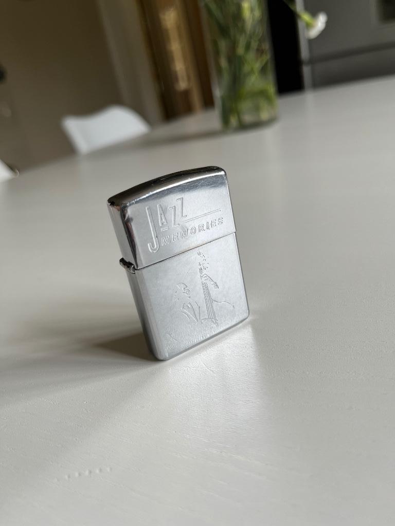 Briquet Zippo, Ophalen, Gebruikt, Aansteker