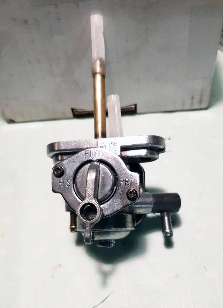 Benzine kraan, Motoren, Ophalen of Verzenden, Gebruikt