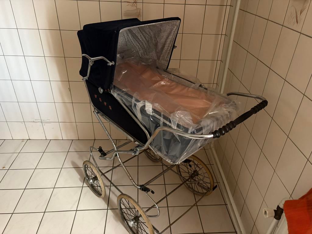 Kinderwagen vintage, Kinderen en Baby's, Kinderwagens en Combinaties, Ophalen, Zo goed als nieuw, Kinderwagen