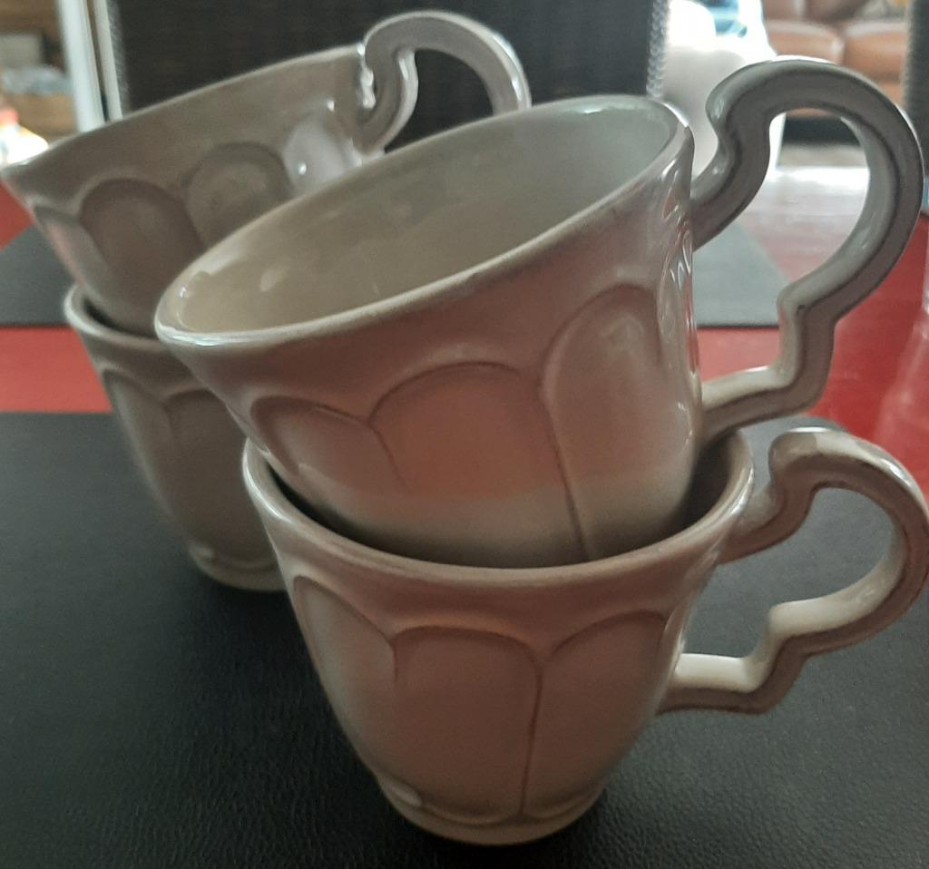4 grote grote mokken ( Pomax home collection), Ophalen, Zo goed als nieuw, Overige materialen, Kop(pen) en/of Schotel(s)