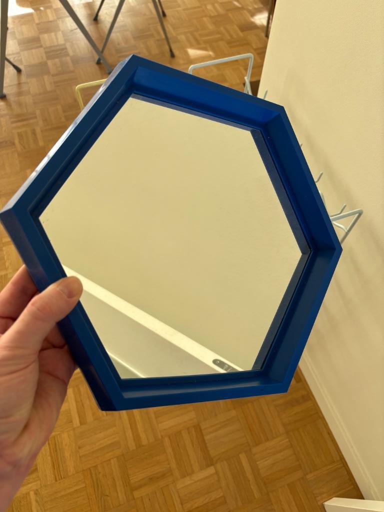 Koningsblauwe zeshoekige spiegel, Huis en Inrichting, Ophalen, Minder dan 50 cm, Zo goed als nieuw, Minder dan 100 cm