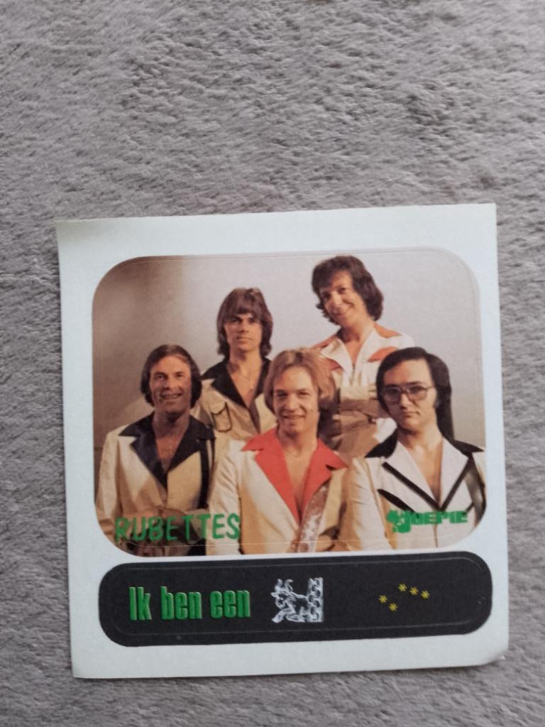 Sticker rubettes, Envoi