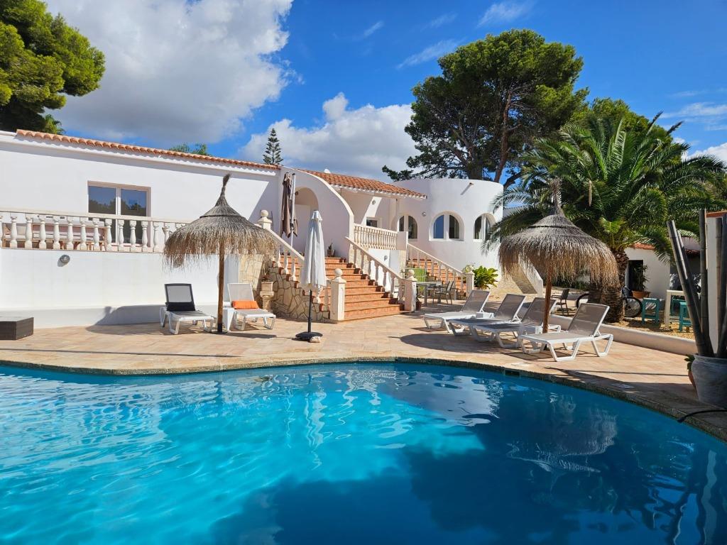 Vakantiehuis Villa Mosa Benissa, 8 personen, 4 of meer slaapkamers, Dorp, Wasmachine