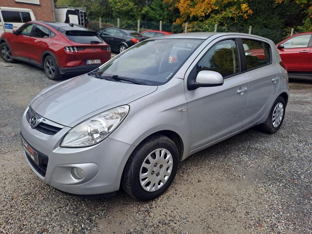 Hyundai I20 (36), Auto's, Voorwielaandrijving, Stof, Zwart, 4 cilinders