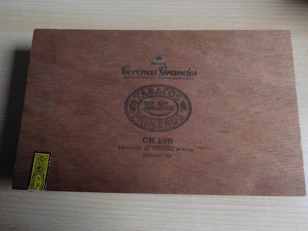 2 La Paz sigarenkistjes, Verzamelen, Ophalen of Verzenden, Gebruikt, Luciferdoosjes of -merken