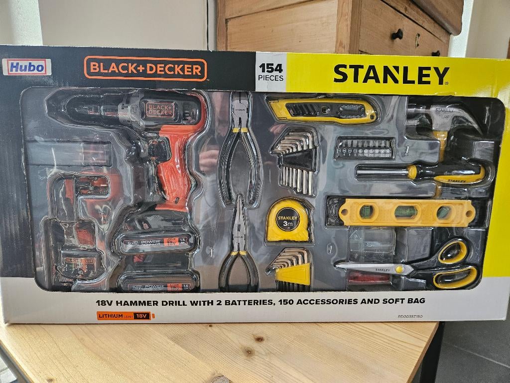 Doe-het-zelf pakket Black+Decker en Stanley, Doe-het-zelf en Bouw, Gereedschap | Boormachines, Nieuw, Boor- en Schroefmachine