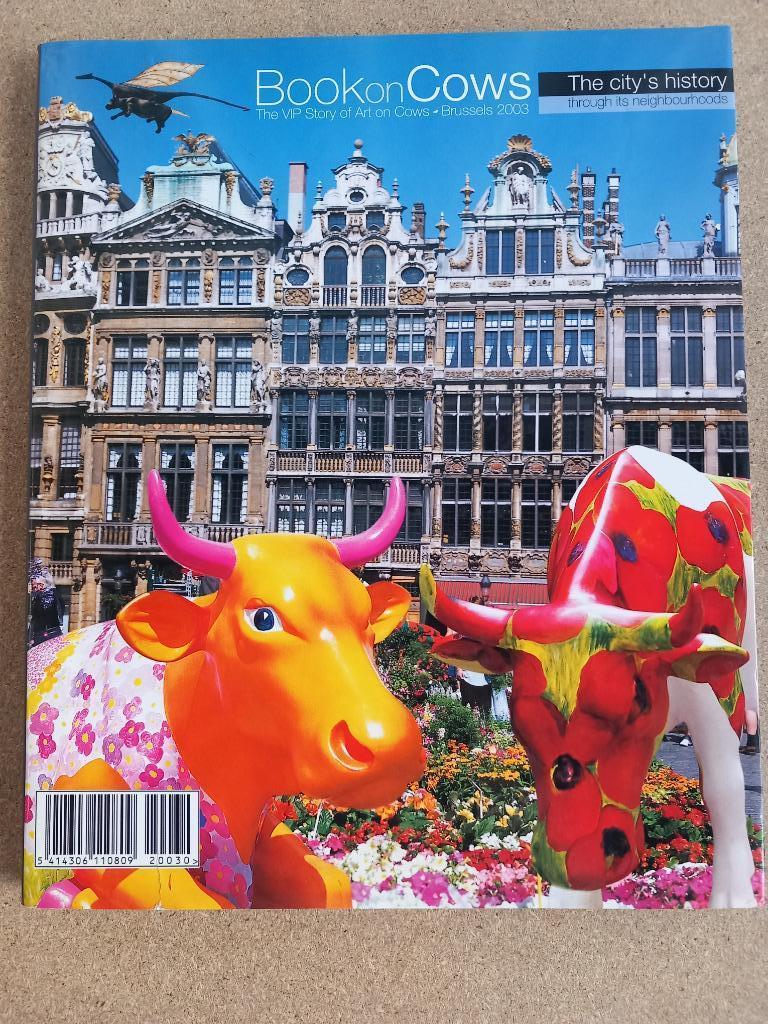 BOEK OVER KOEIEN -  DE MOOISTE KOEIEN IN DE COMPETITIE 20, Boeken, Ophalen, Gelezen, Overige onderwerpen
