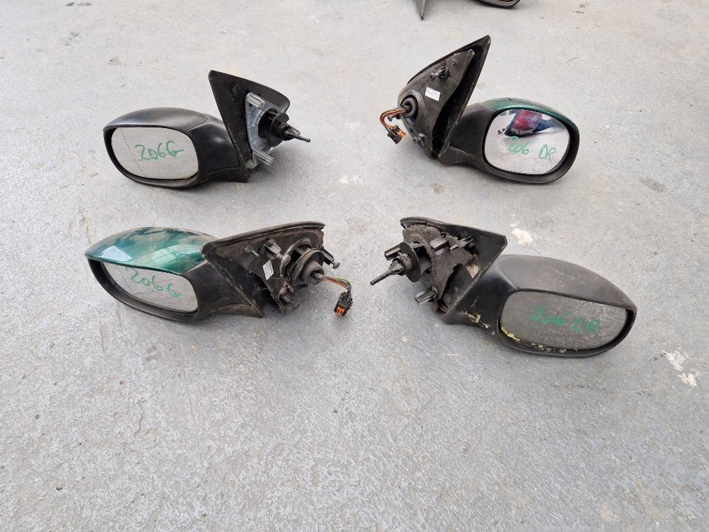 Rétroviseur PEUGEOT 206 retro gauche droit manuel electrique, Autos : Pièces & Accessoires, Enlèvement ou Envoi, Utilisé, Peugeot
