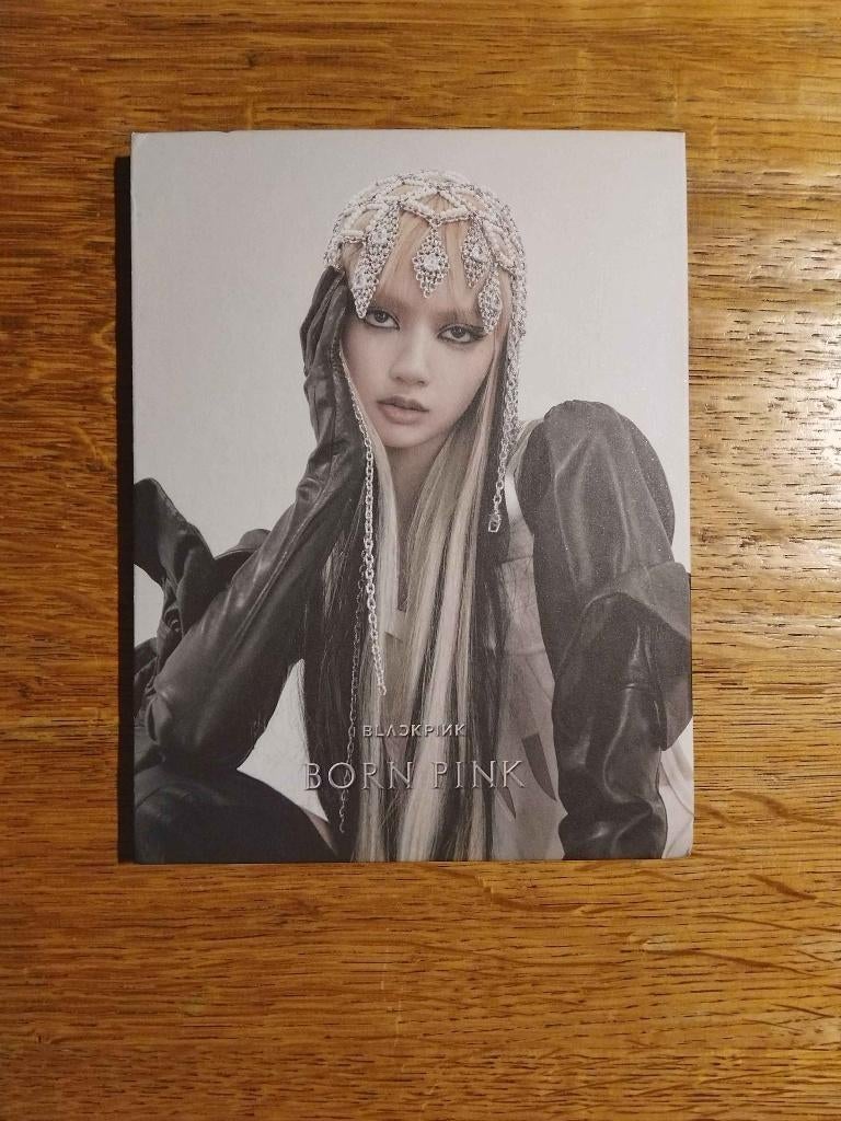 Album Blackpink Bornpink Edition Lisa, Enlèvement ou Envoi, Neuf, dans son emballage, Asiatique, Coffret