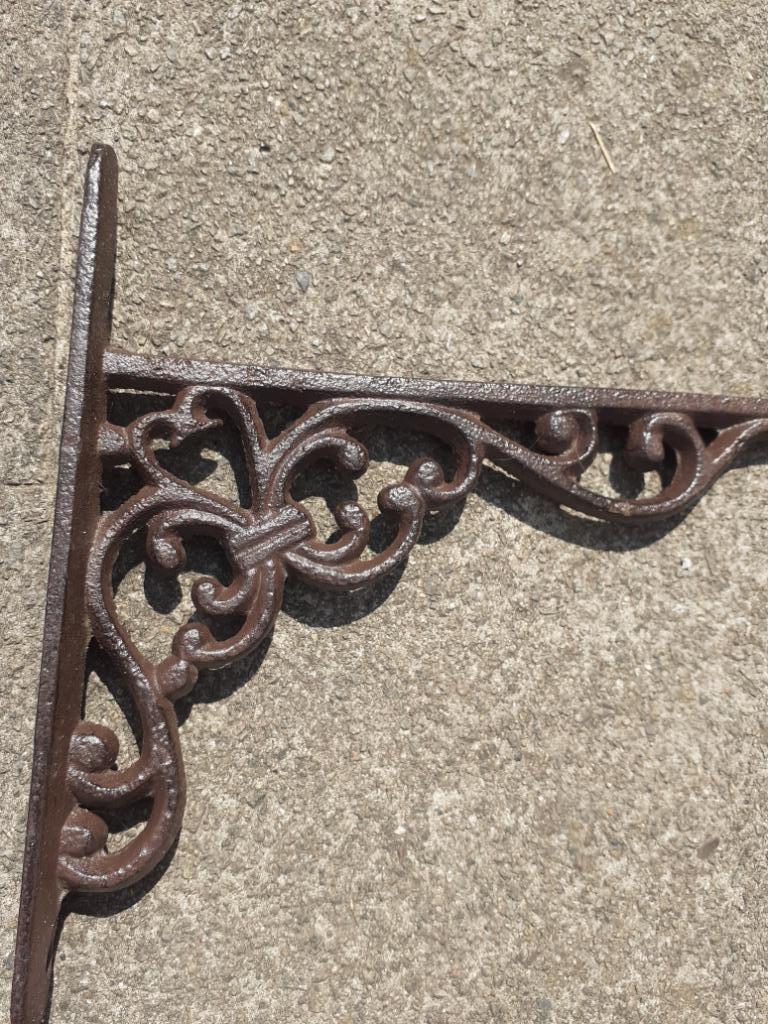 Crédence, potence en fonte patinée à suspendre, Envoi, Neuf