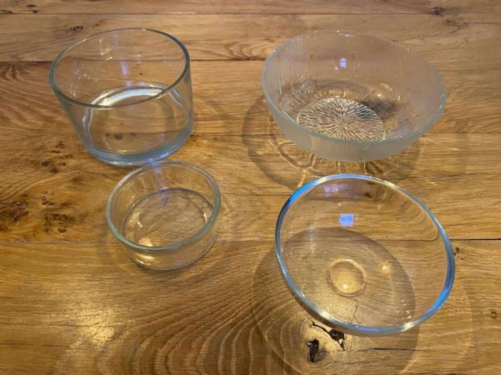 4 glazen schaaltjes allerlei, Enlèvement ou Envoi, Utilisé, Verre, Récipient(s)
