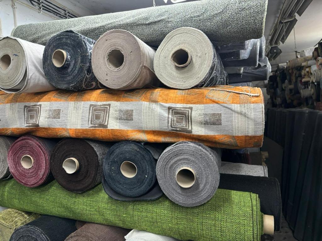 Partij meubelstoffen, Zakelijke goederen, Stock en Retail | Partijen goederen, Textiel, Ophalen