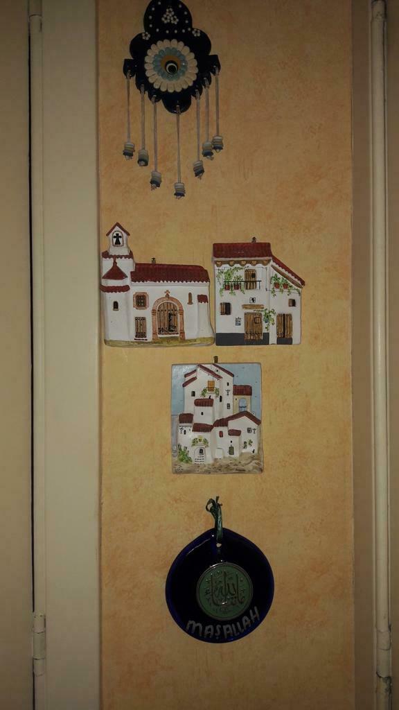 IBIZA huisjes💒en AMULETTEN )Elk item 10€ ., Huis en Inrichting, Ophalen of Verzenden, Zo goed als nieuw