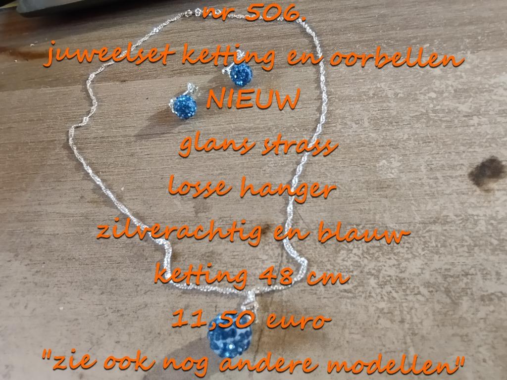 506. Parure de bijoux : collier et boucles d'oreilles, NEUF,, Bijoux, Sacs & Beauté, Colliers, Autres matériaux, Bleu, Envoi, Neuf