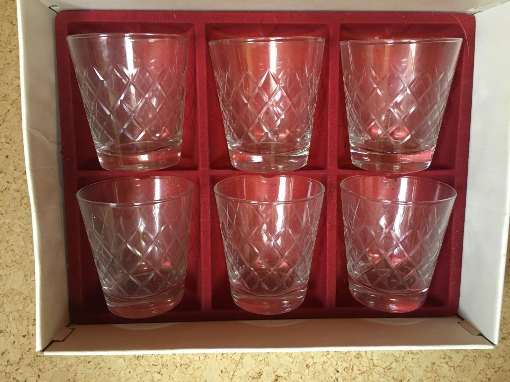 6 whiskyglazen, Ophalen of Verzenden, Zo goed als nieuw, Borrel- of Shotglas