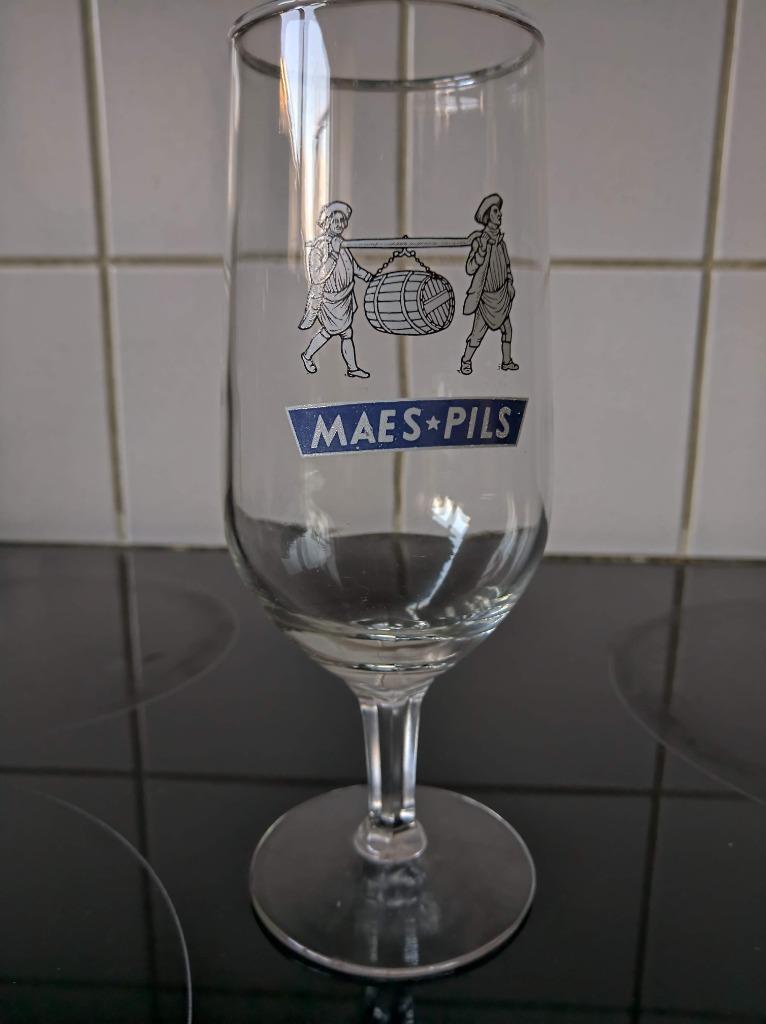 GLAS MAES PILS TE KOOP, Verzamelen, Ophalen of Verzenden, Zo goed als nieuw, Bierglas
