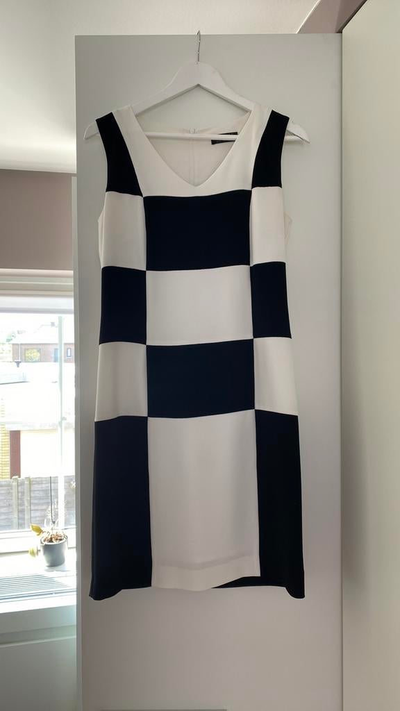 Jurk GIOVANE, Kleding | Dames, Jurken, Ophalen of Verzenden, Zo goed als nieuw, Maat 38/40 (M), Wit