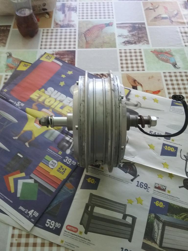 Crystalite R409 24V elektrische fietsmotor achterwiel, Verzenden, Zo goed als nieuw
