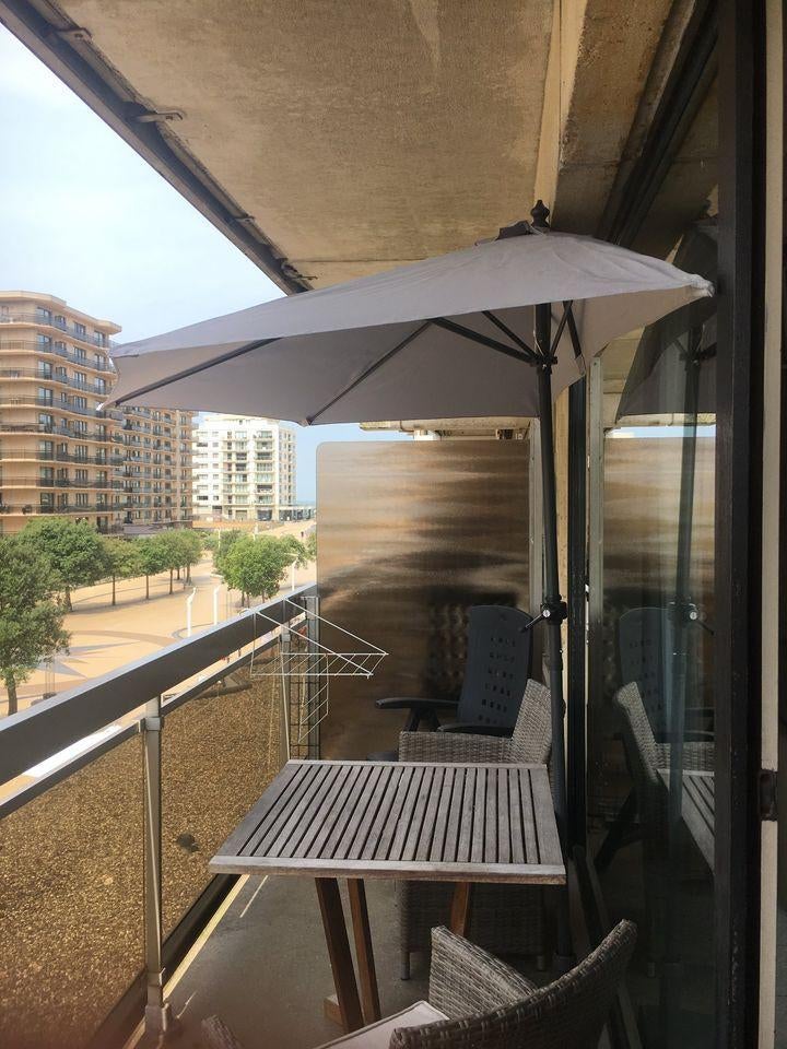 Zongerichte studio te De Panne aan zee, zijdelings zeezicht, Immo, 40 m², Direct bij eigenaar, Provincie West-Vlaanderen, De Panne aan  zee
