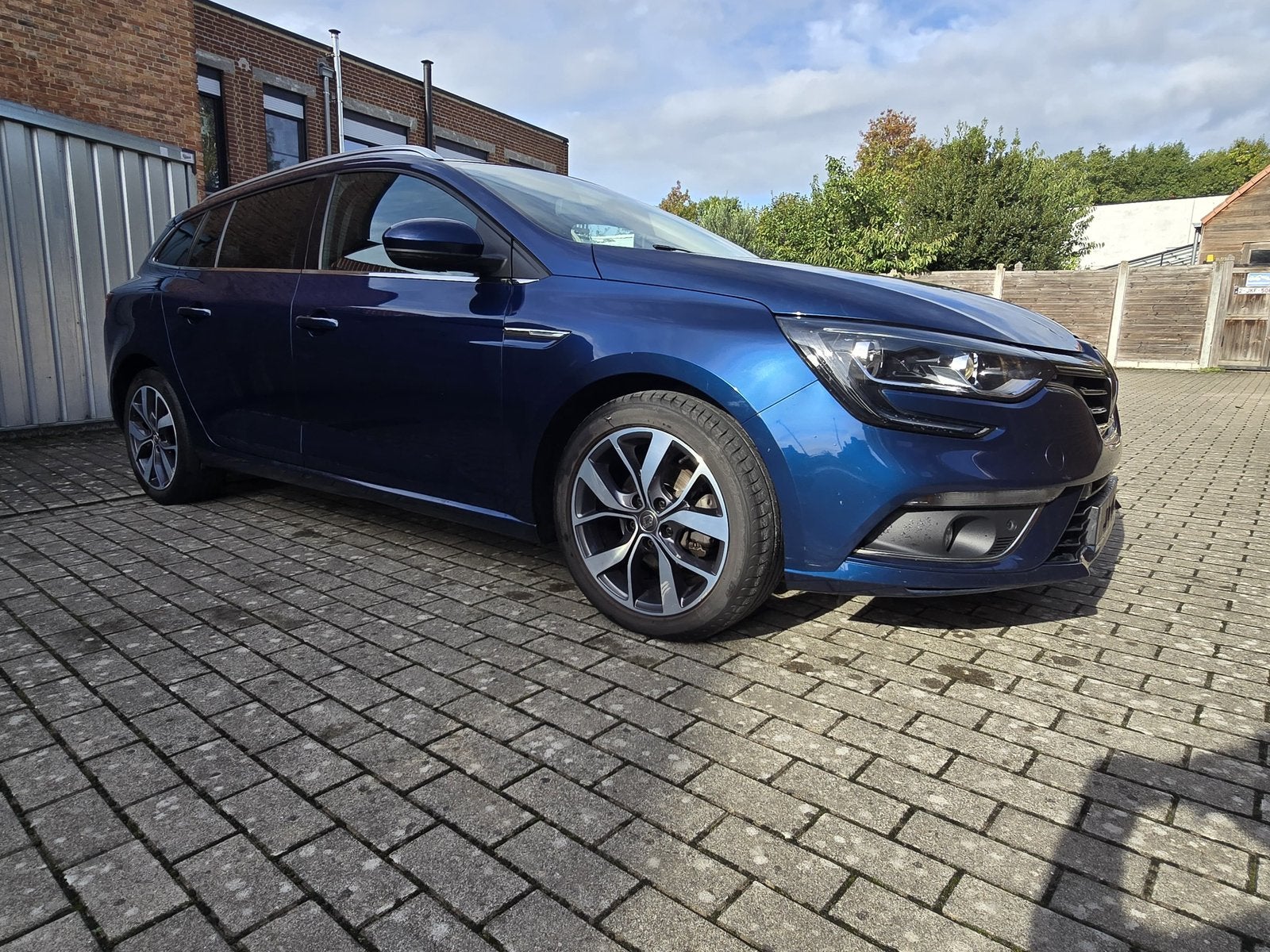 ÉDITION RENAULT MEGANE/BOSE ! /APPROUVÉ VVK !, Autos, Cuir, Electronic Stability Program (ESP), Achat, Euro 6