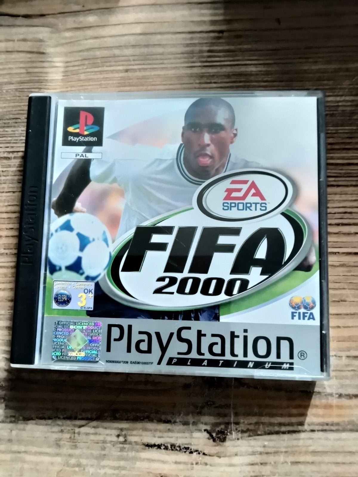 FIFA 2000 - PlayStation 1, Games en Spelcomputers, Games | Sony PlayStation 1, Zo goed als nieuw, Sport, 2 spelers, Vanaf 3 jaar
