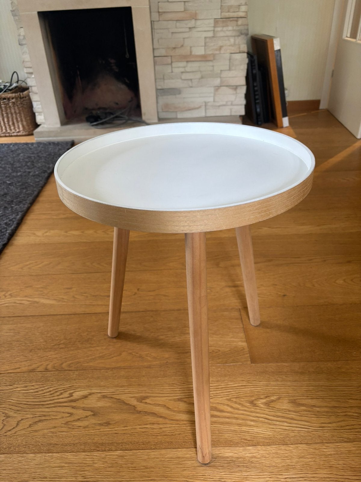 Houten bijzettafel, Ophalen, Zo goed als nieuw, Hout