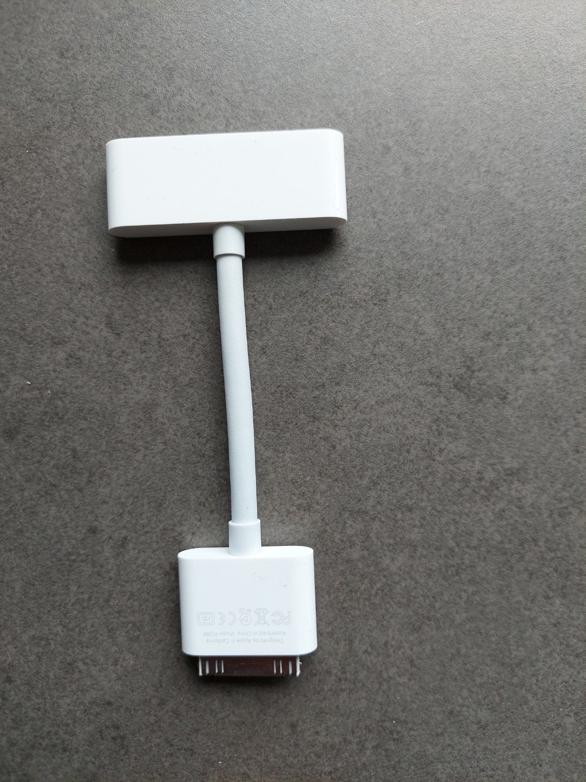 Apple  MC935ZM/A digital AV adapter, Enlèvement ou Envoi, Comme neuf