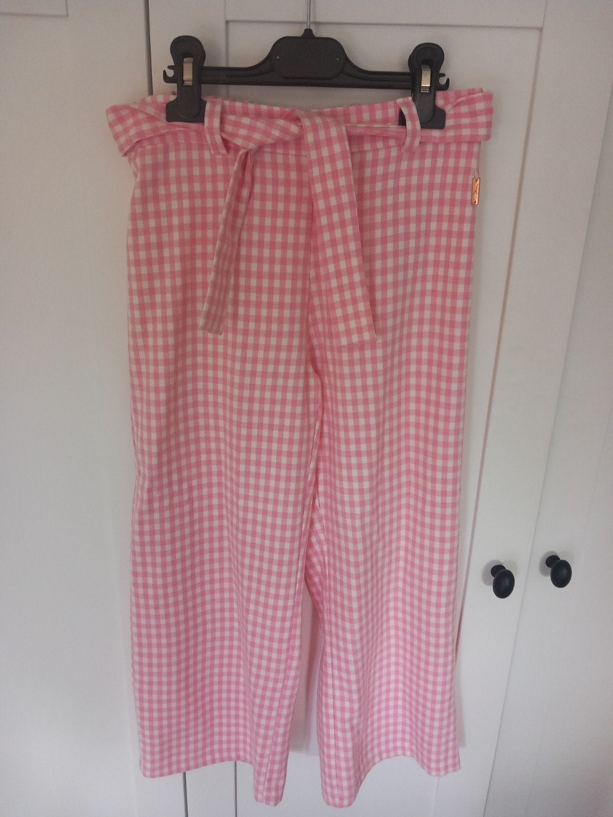 Roze geruite broek blue bay maat 152, Kinderen en Baby's, Kinderkleding | Maat 152, Meisje, Zo goed als nieuw, Blue Bay, Ophalen