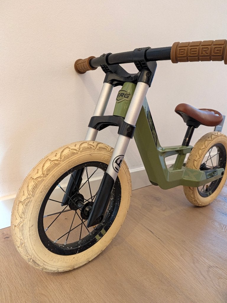 Stoere BERG Biky Loopfiets (Legergroen / Retro Look), Kinderen en Baby's, Ophalen, Gebruikt, Loopfiets
