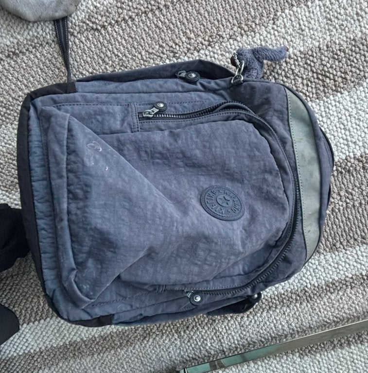 Kipling boekentas, Ophalen, Zo goed als nieuw