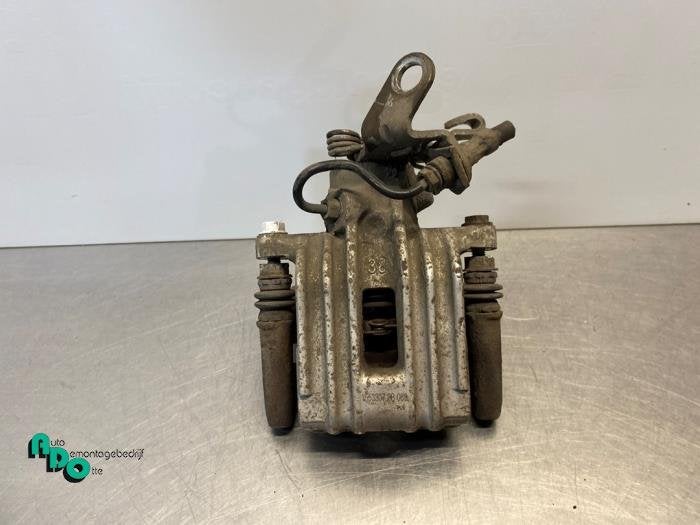 Etrier de frein (pince) arrière gauche d'un Volkswagen Golf, Volkswagen, -, 3 mois de garantie, Utilisé