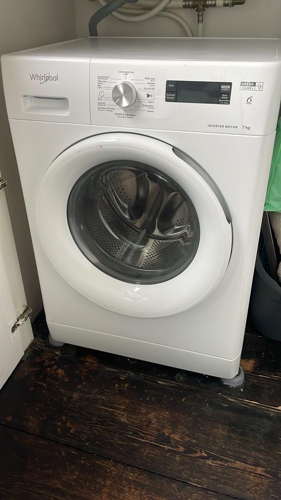 Machine à laver Whirlpool 7kg, 6 à 8 kg, Programme lavage à la main, Comme neuf, Chargeur frontal