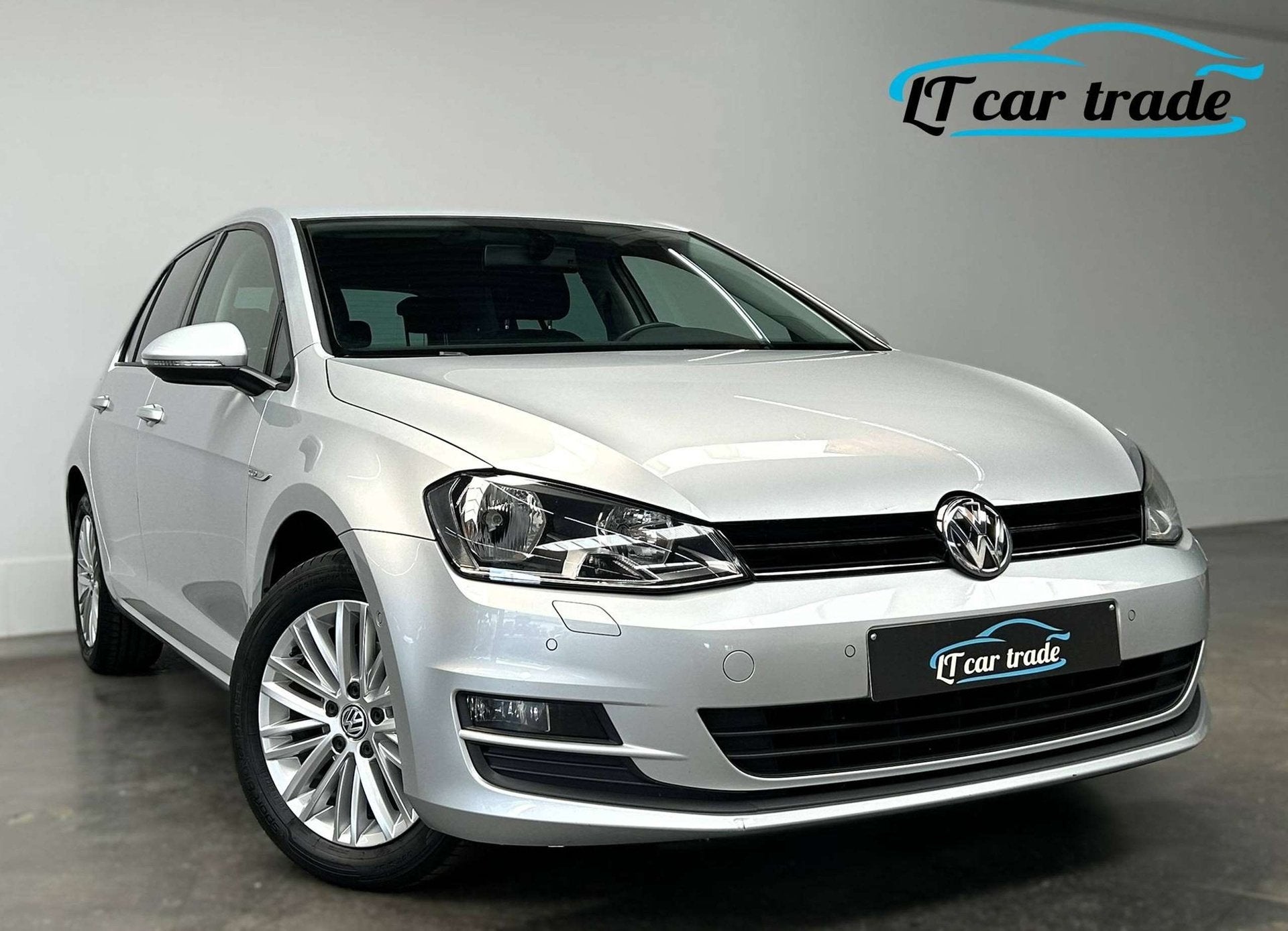Volkswagen Golf 1.2 TSI CUP | Verwarmde zetels | Autom. airc, Argent ou Gris, Achat, Entreprise, Entretenue par le concessionnaire