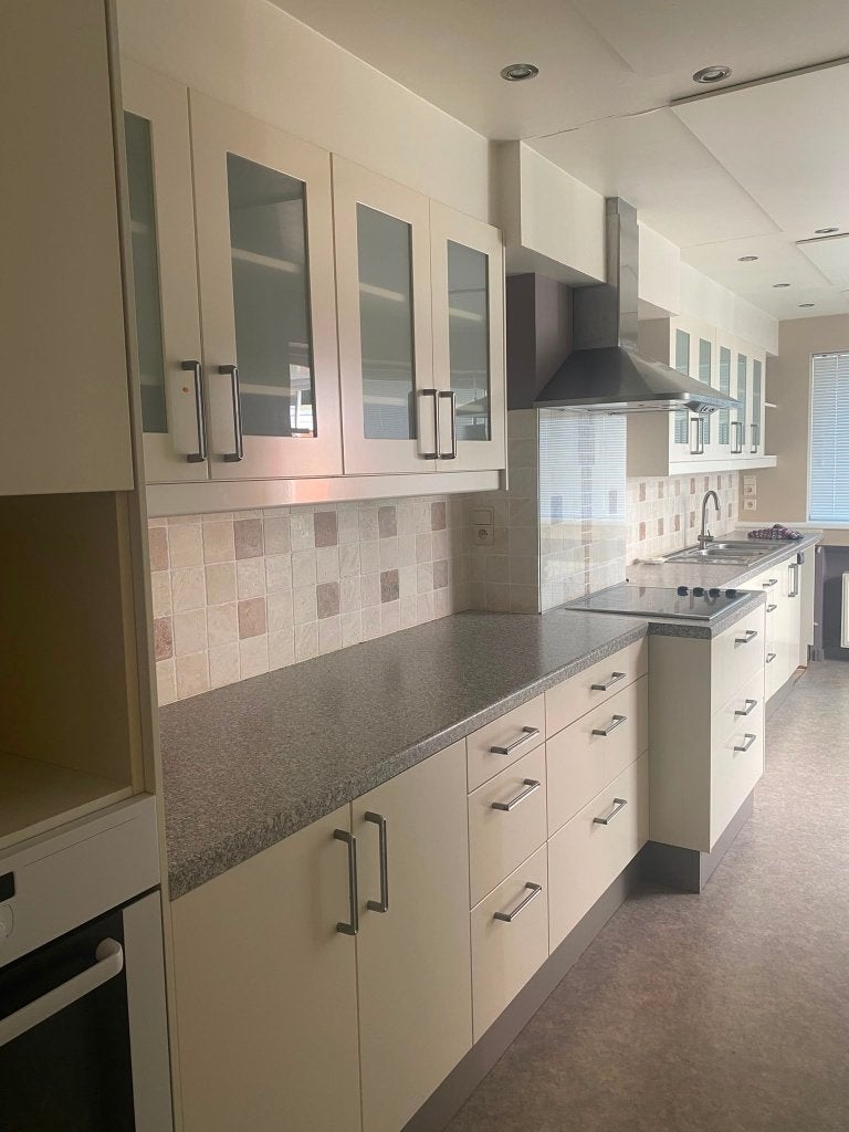 oude keuken gratis af te breken en op te halen, Ophalen, Gebruikt, Graniet of Steen, Enkelwandige keuken