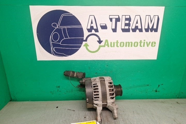 ALTERNATEUR Mercedes-Benz C (W205) (|A0009060922|), Robert Bosch AG, Mercedes-Benz, Utilisé, Robert-Bosch-Allee 1
74232  Abstatt, DE
