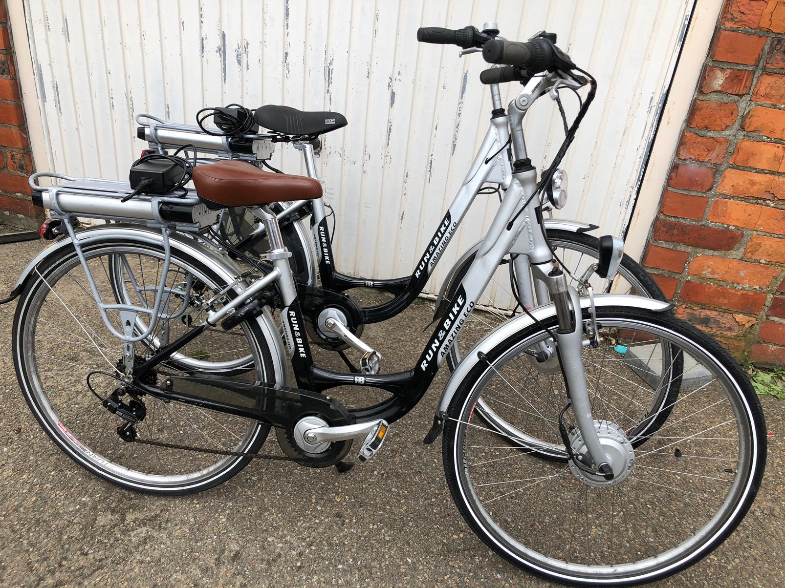 Elektrische fietsen 2 stuks set, Ophalen, Zo goed als nieuw