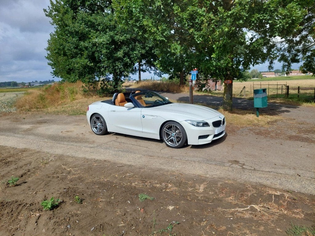 BMW Z4 E89 sDrive28i Individual Alpinweiss, Auto's, Automaat, Achterwielaandrijving, Beige, 4 cilinders