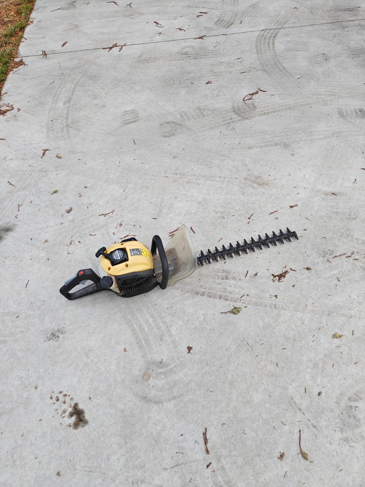 heggenschaar powerplus zeer goed werkend benzine 60cm, Tuin en Terras, Heggenscharen, Ophalen, Benzine