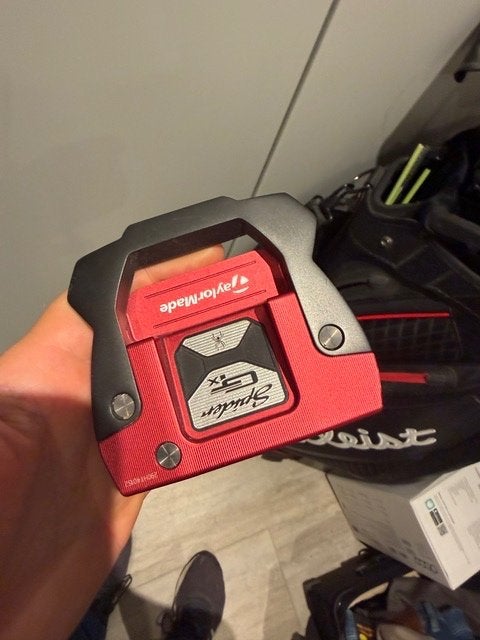 Putter à courbure unique TaylorMade Spider GTX, Sports & Fitness, Golf, Enlèvement, Utilisé, Club, Autres marques