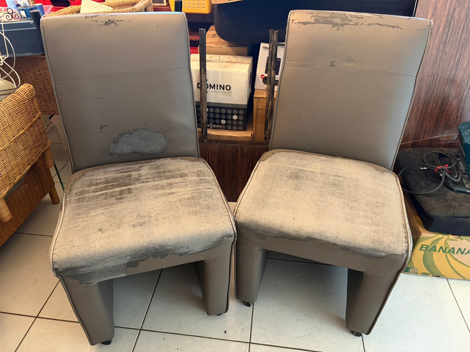 4 grijze eetkamerstoelen op wieltjes – comfortabel/opknapper, Huis en Inrichting, Stoelen, Ophalen, Overige materialen, Gebruikt