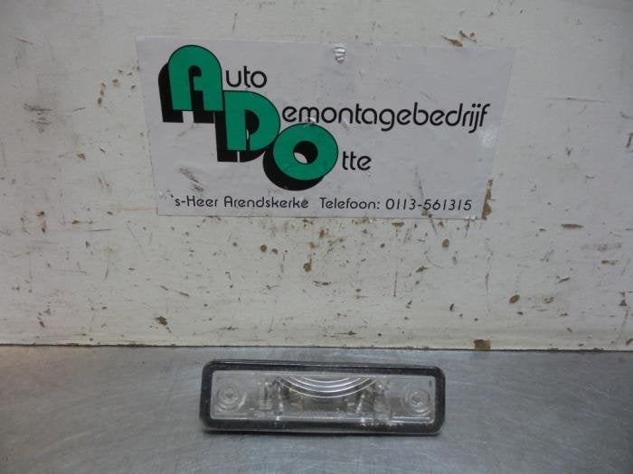 Kenteken Verlichting van een Opel Combo (Combo 02-), Gebruikt, -, -, Opel