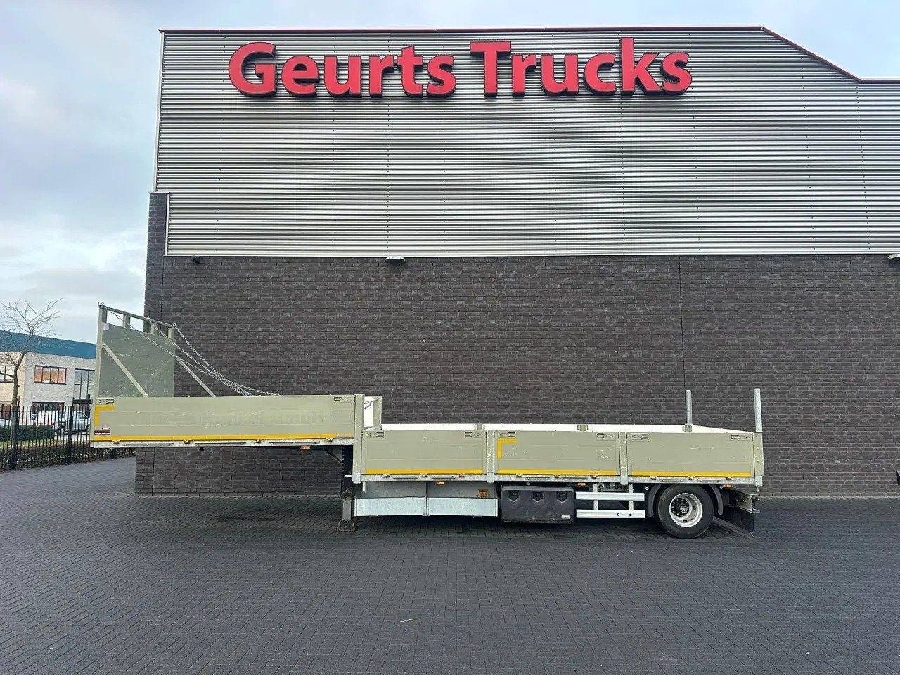 Ackermann SEMIE PS-F 10 SEMIE/LOWLAODER/TIEFLADER (bj 2017), Auto's, Vrachtwagens, Overige brandstoffen, Aanhangers en Opleggers