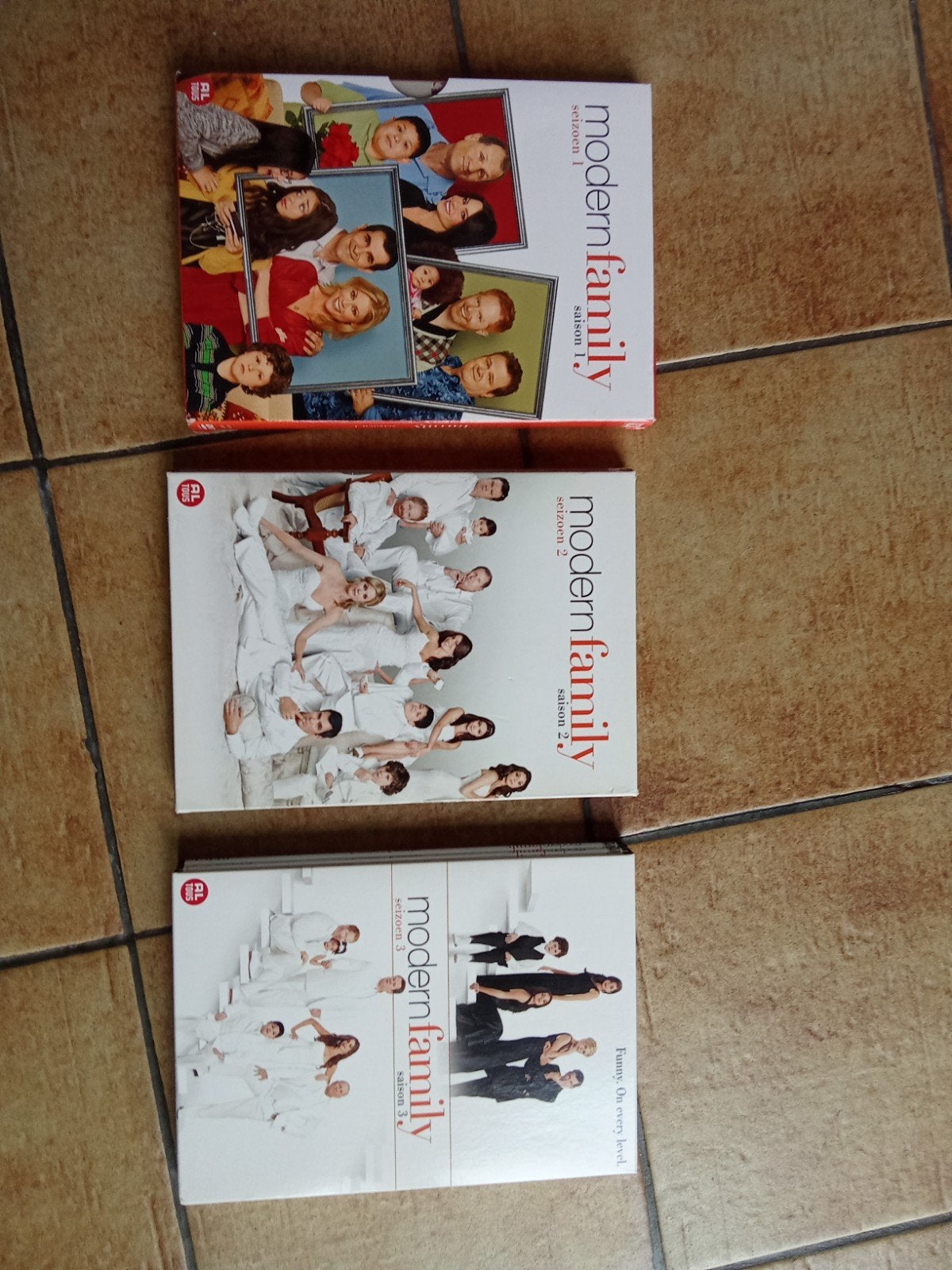 modern family seizoen 1, 2, 3, Ophalen of Verzenden, Zo goed als nieuw