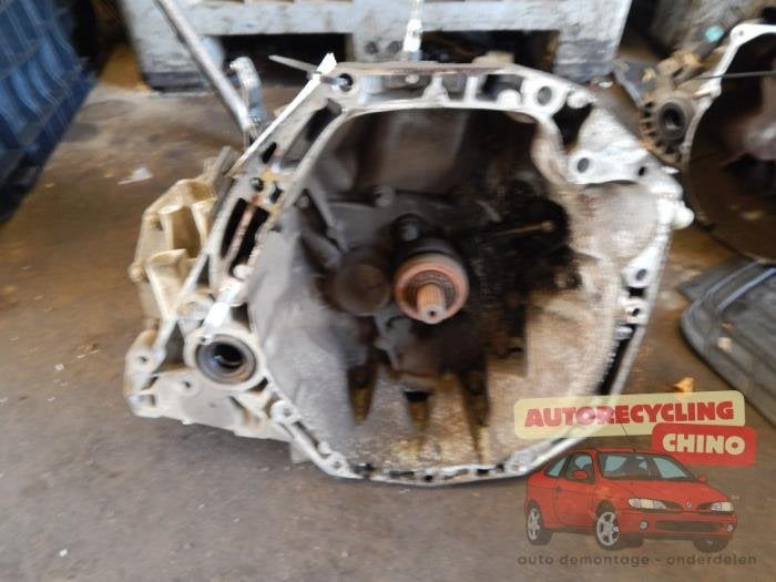 Boîte de vitesse d'un Renault Clio, Autos : Pièces & Accessoires, Renault, -, 3 mois de garantie, Utilisé