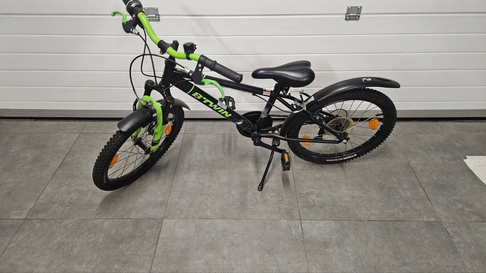 Jongensfiets 20 inch, Fietsen en Brommers, Ophalen, Versnellingen, Zo goed als nieuw, Btwin Decathlon